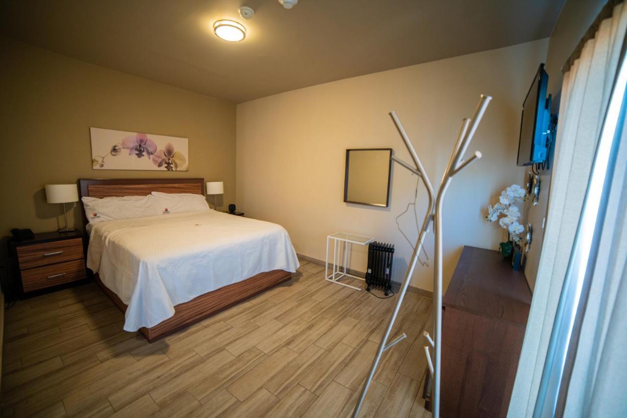 California Comfort & Suites Los Algodones  Exterior photo